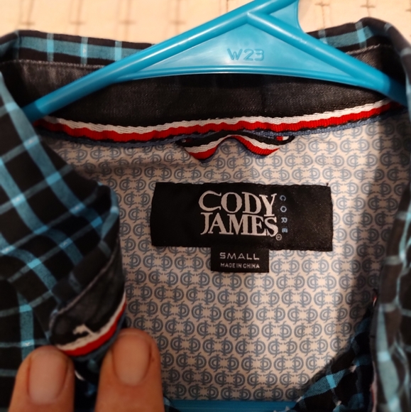 Small long sleeve button up shirt - Picture 1 of 3